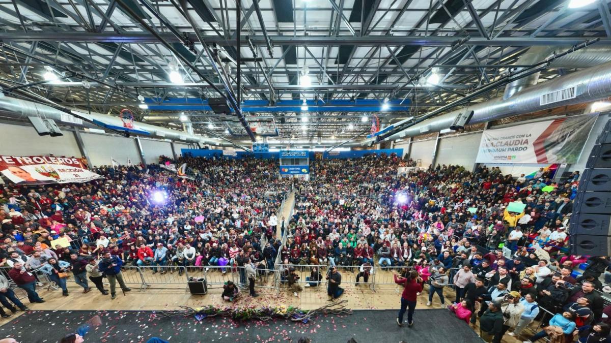 Sheinbaum arranca el 2024 junto a más de 80 mil personas en cuatro estados y la Ciudad de México