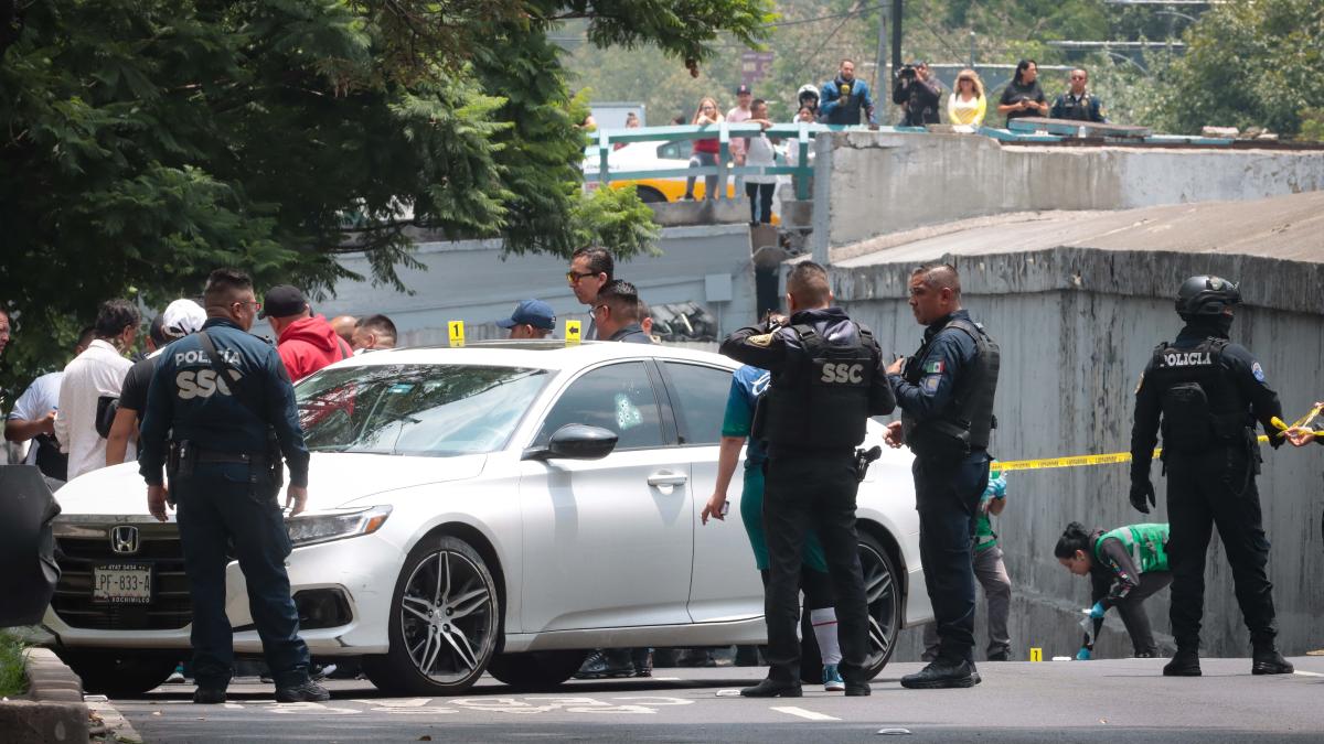 Los asaltan tras seguirlos desde el aeropuerto