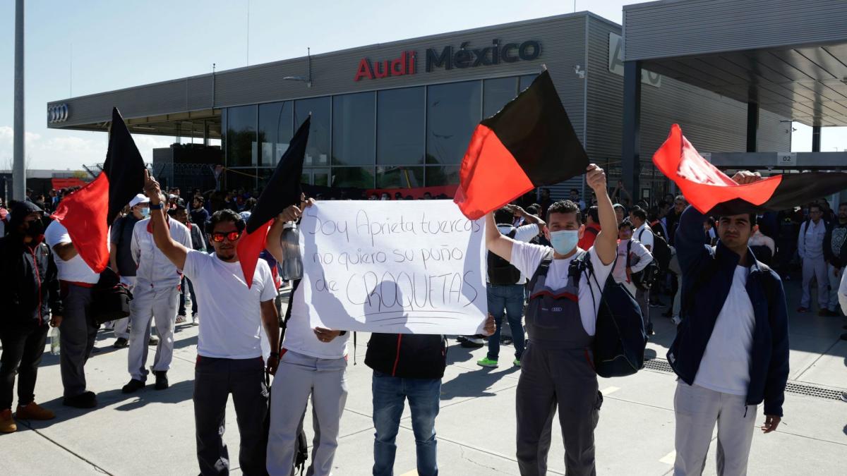 Trabajadores de Audi aceptan aumento salarial y concluyen huelga; AMLO celebra decisión