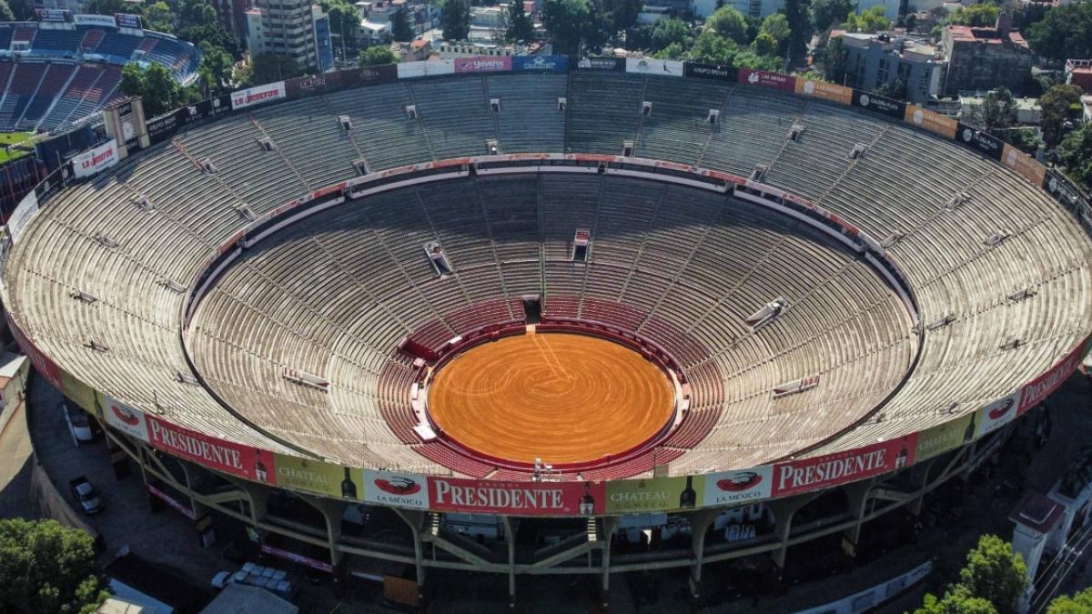 Reabre la Plaza de Toros México en medio de litigio