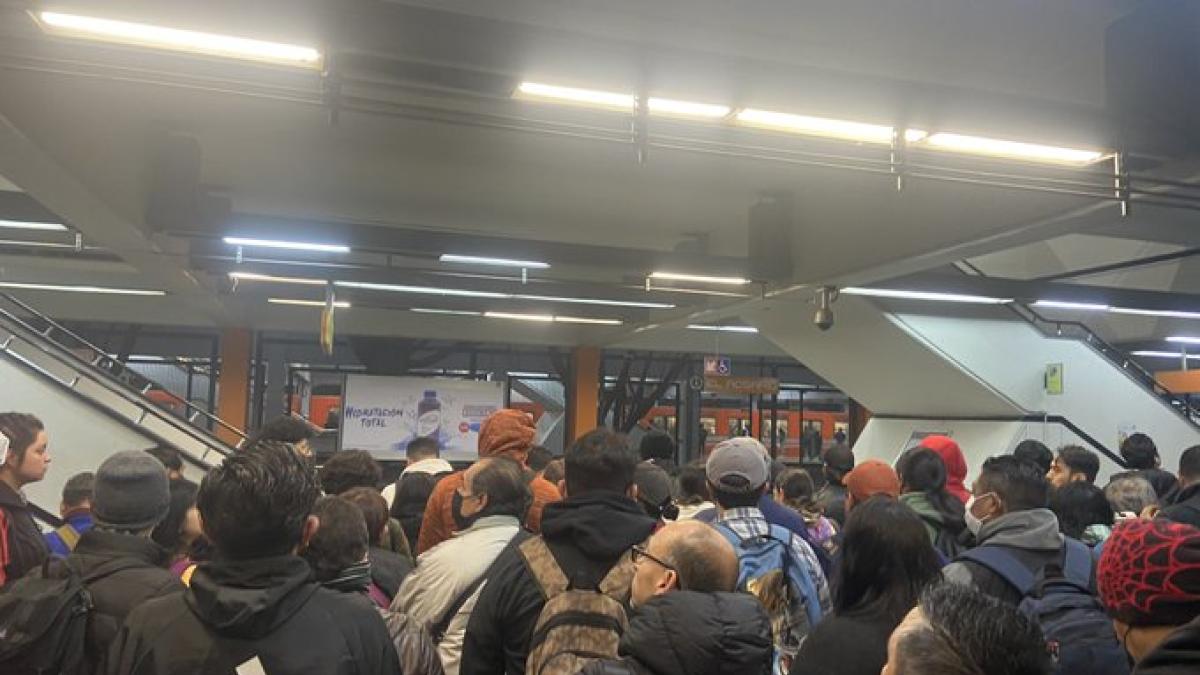 ¡Busca alternativas! Metro CDMX inicia semana con retrasos en Líneas 7 y 12