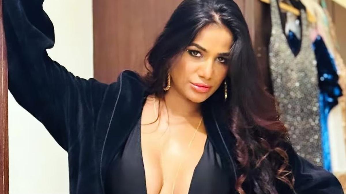 Poonam Pandey fingió su muerte para concientizar sobre el cáncer y la 'funan': 'ya ni te aparezcas'