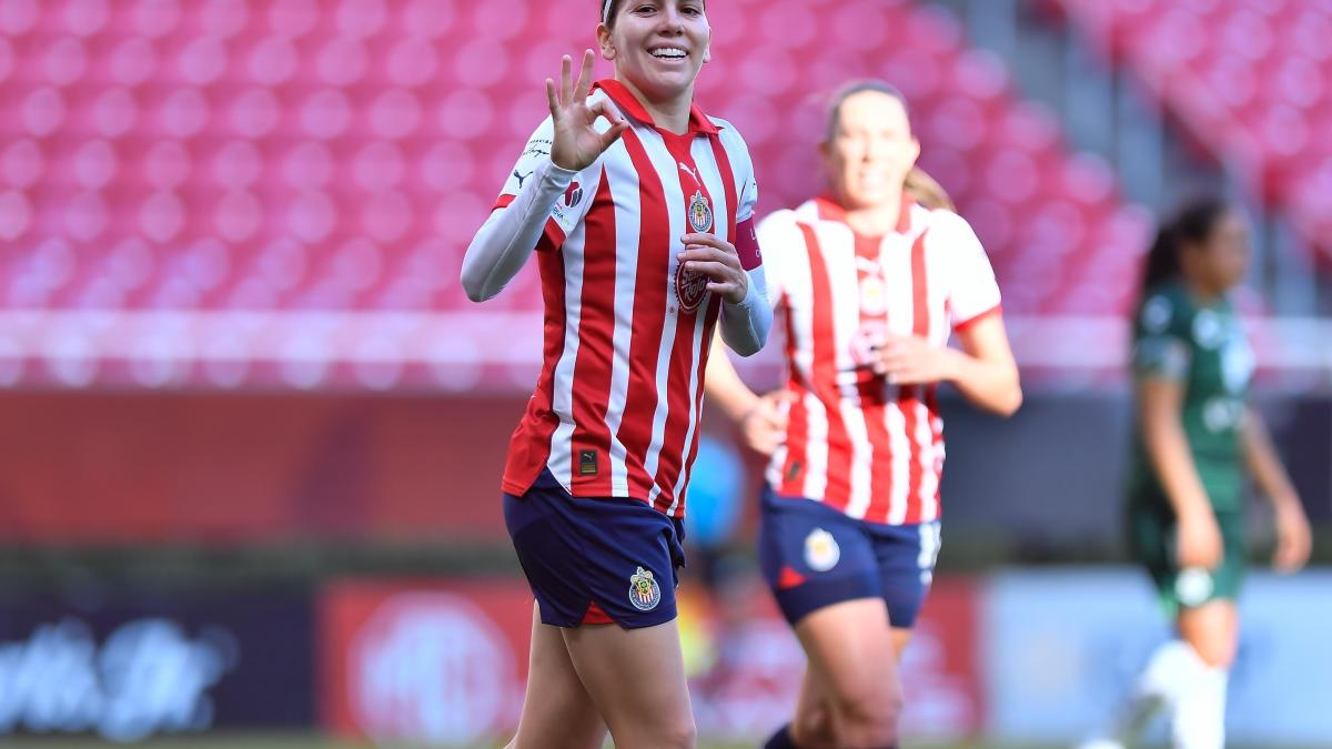 Liga MX Femenil | 'Licha' Cervantes hace historia al marcar seis goles en triunfo de Chivas sobre Santos