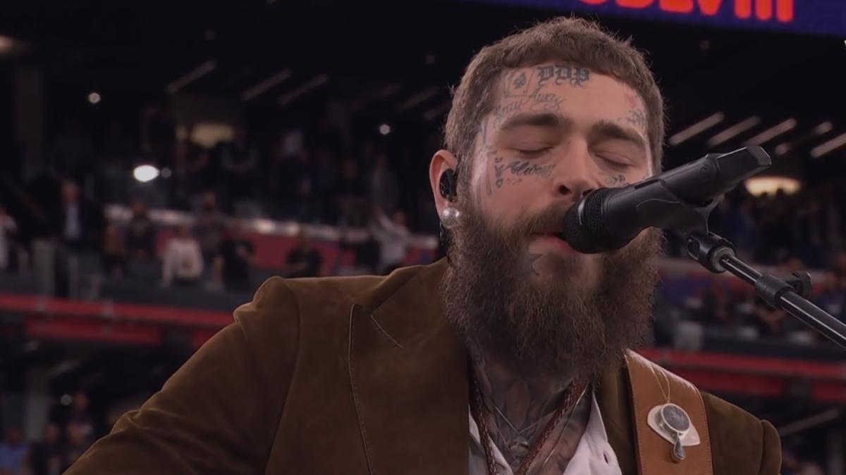 Post Malone emociona al cantar en el Super Bowl | VIDEO