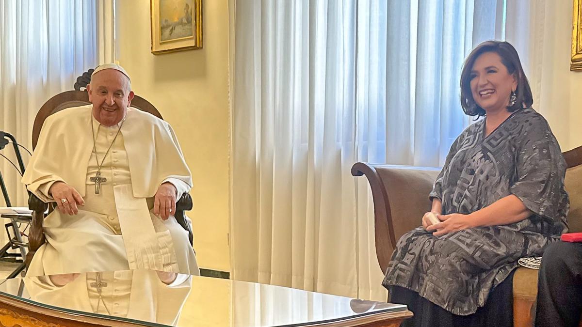 Xóchitl Gálvez comparte fotos de encuentro con el Papa Francisco