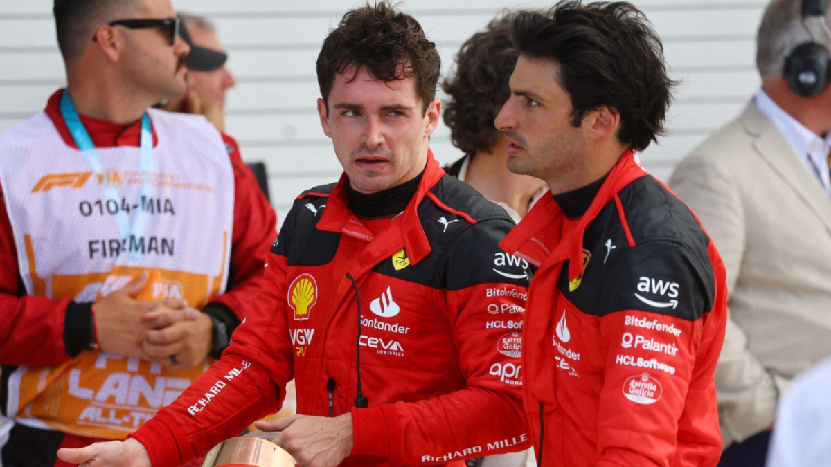 F1 | Charles Leclerc, señalado de traicionar a Carlos Sainz Jr en Ferrari por impensable declaración