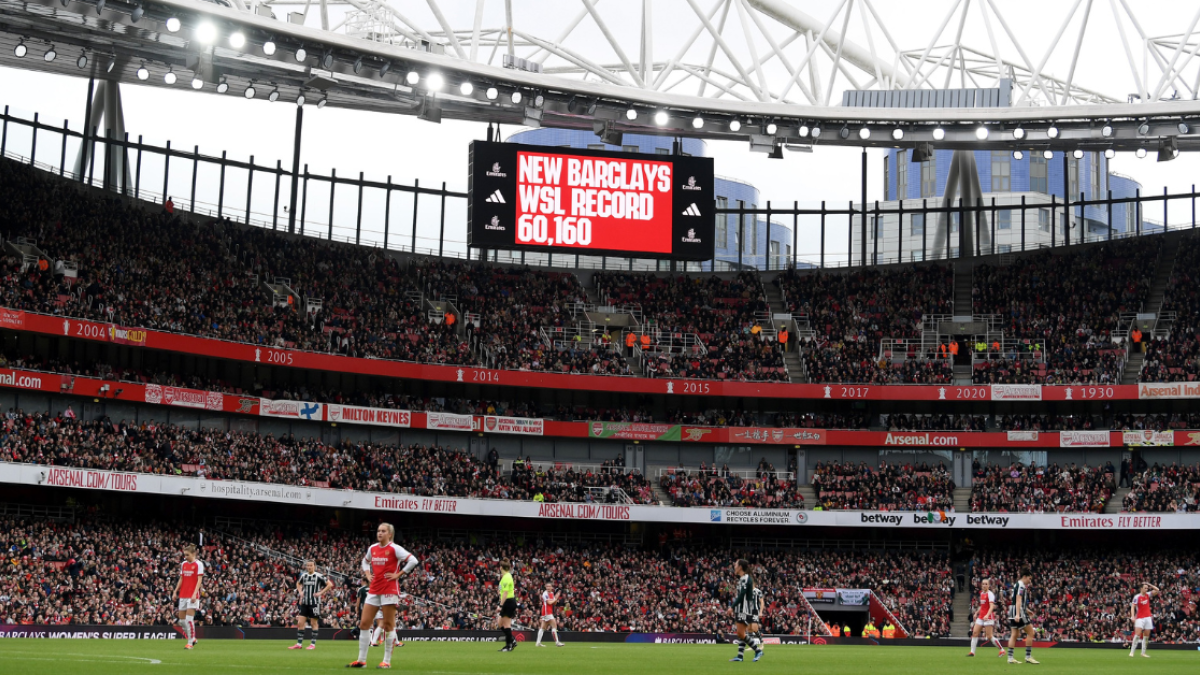 FA Women's Super League | Arsenal Femenil vuelve a romper récord de asistencia en el Emirates Stadium