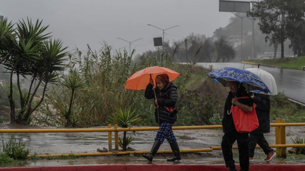 No guarde el paraguas, continuarán las lluvias