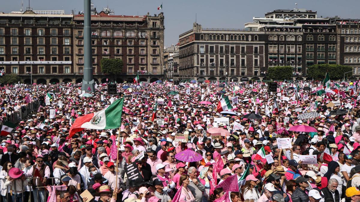 Marcha por democracia paralizó a 4T: oposición