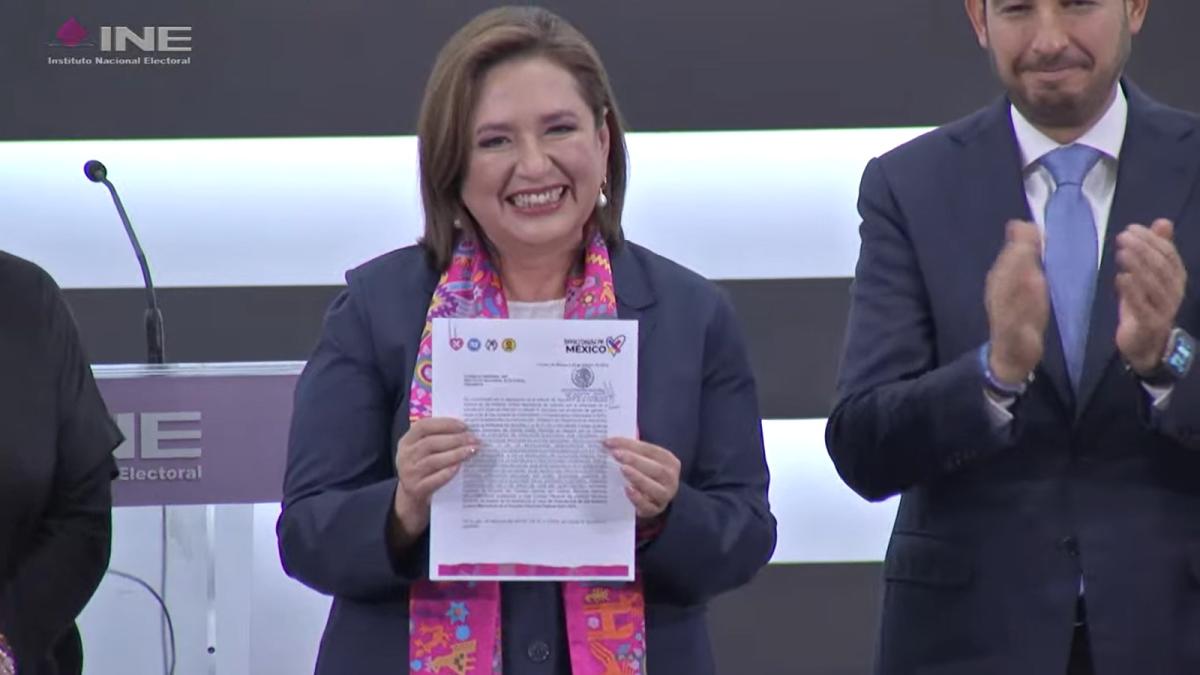 Xóchitl Gálvez se registra ante el INE como candidata presidencial de la coalición Fuerza y Corazón por México