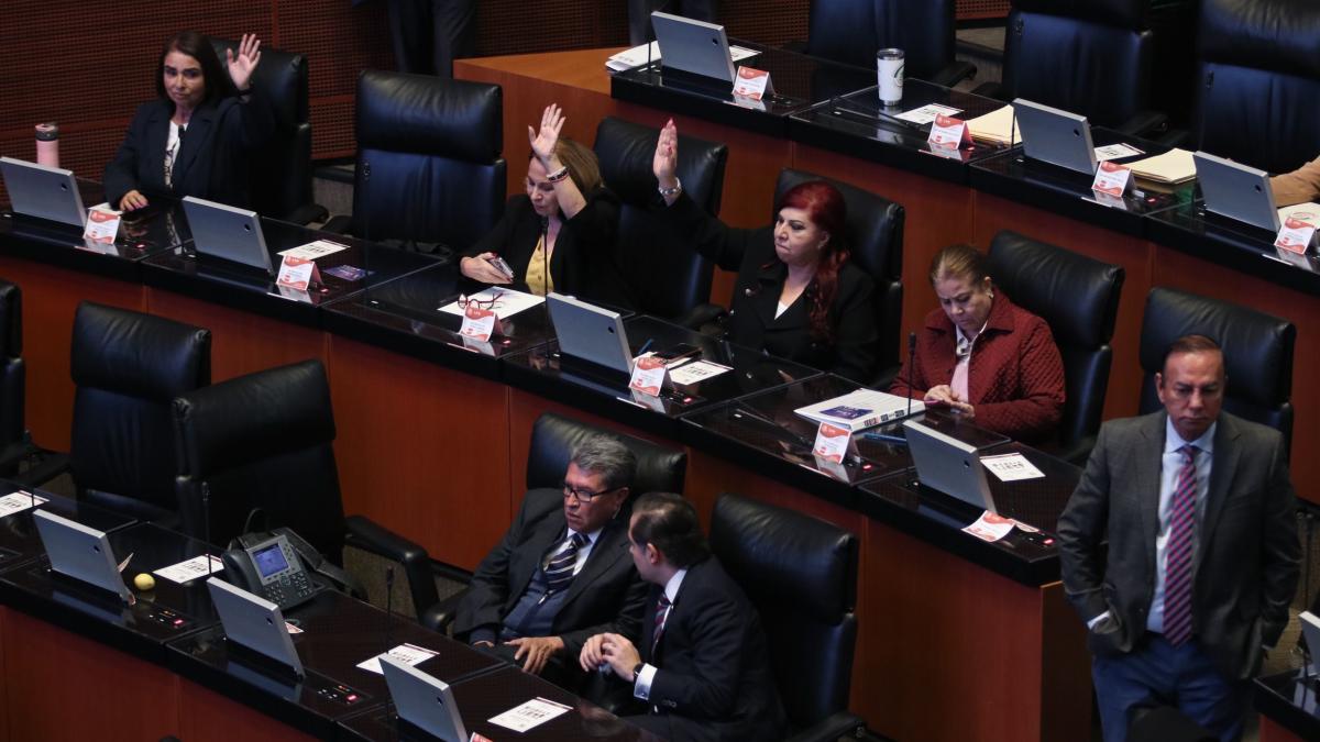 Morena impone trabajo conjunto con diputados