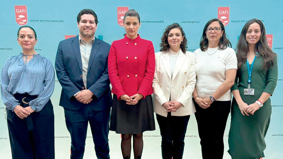 Primera mujer asume presidencia de GAFI