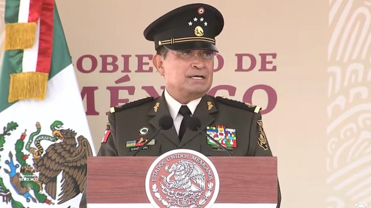 Bandera de México, símbolo de patriotismo, unidad y lealtad: Luis Crescencio Sandoval