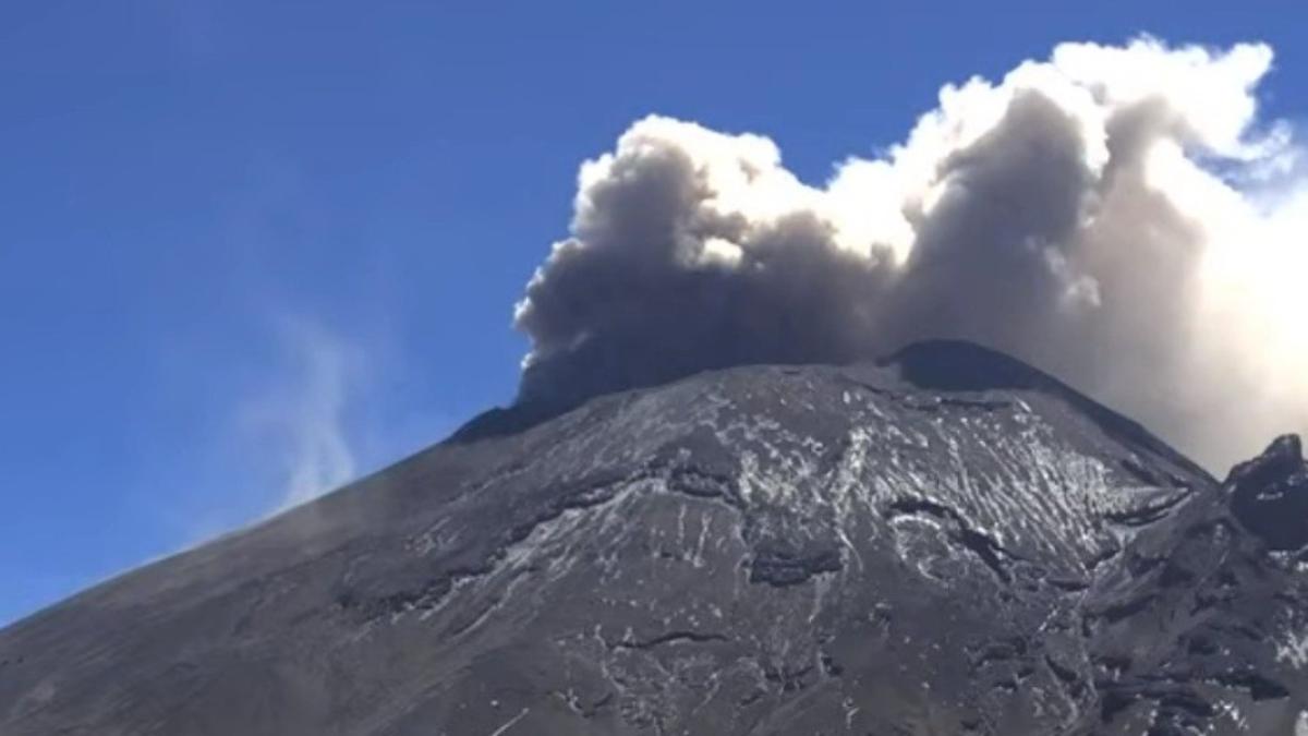 Popocatépetl lanza ceniza; prevén afectación en Puebla, CDMX, Edomex y Morelos