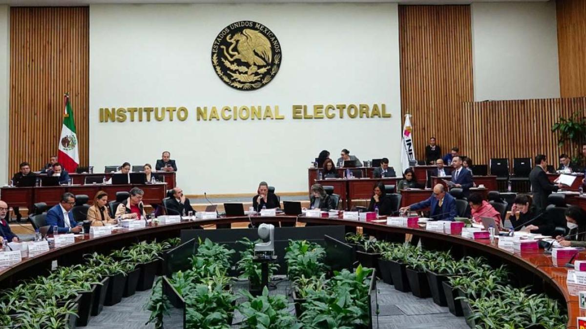 Finalizan ensayos y preparativos del INE rumbo a primer debate; seguridad está garantizada, afirma Humphrey