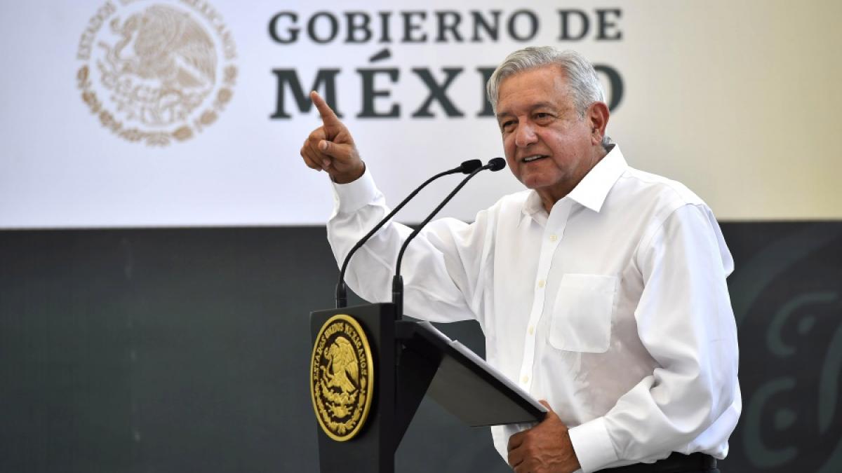 AMLO presume el Tren Maya; 'me siento galán … estoy tirando aceite', asegura