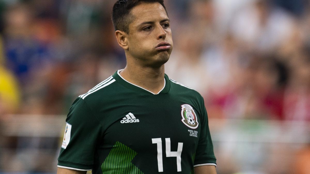 'Chicharito' Hernández es acusado de traicionar a compañeros de la Selección Mexicana (VIDEO)