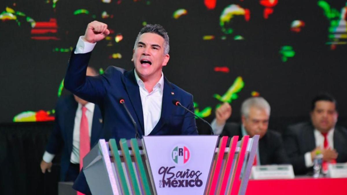 PRI celebra su 95 aniversario como partido político