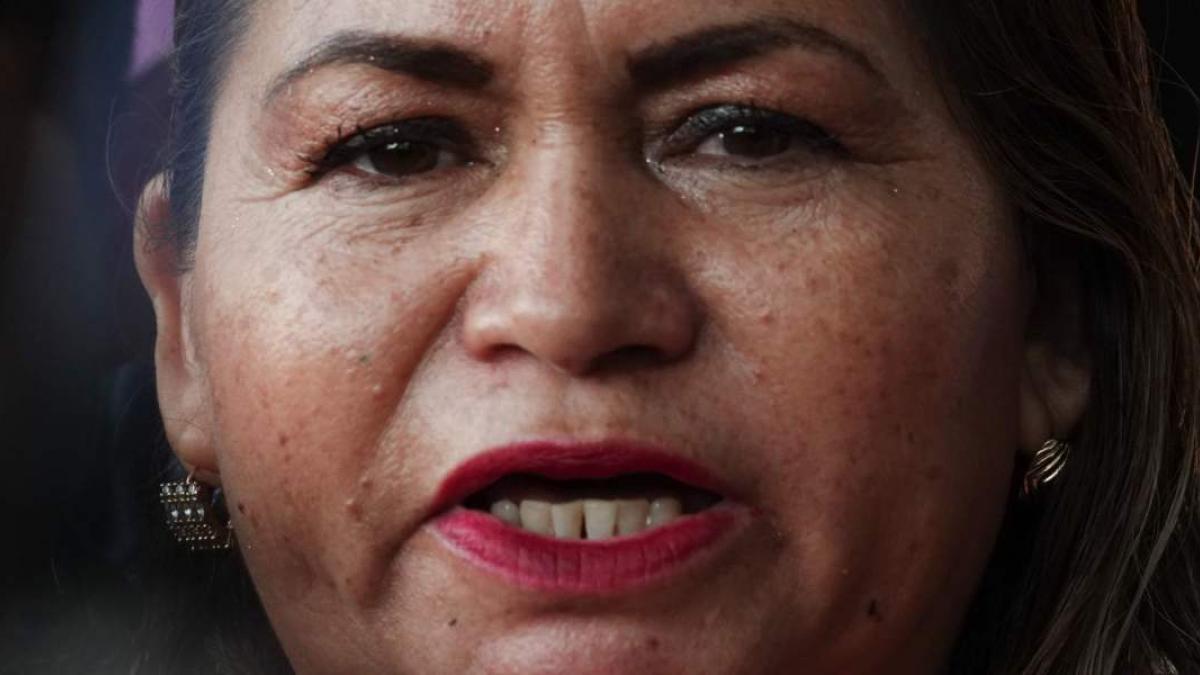 Ceci Flores pide a AMLO que sea el 'de antes' y atienda a las víctimas