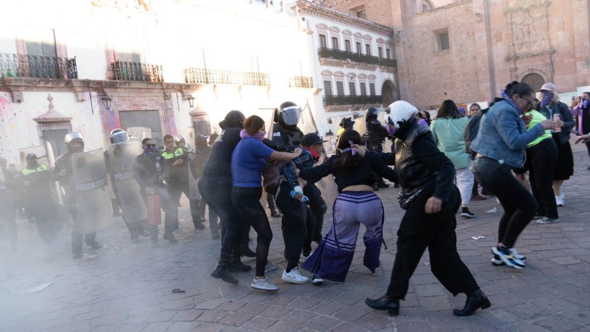 Lamenta Brujas del Mar represión