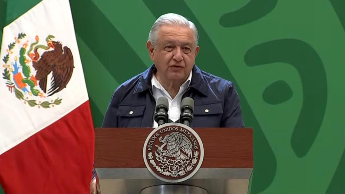 AMLO señala que campo de golf en Huatulco es propiedad de la nación, no de Ricardo Salinas