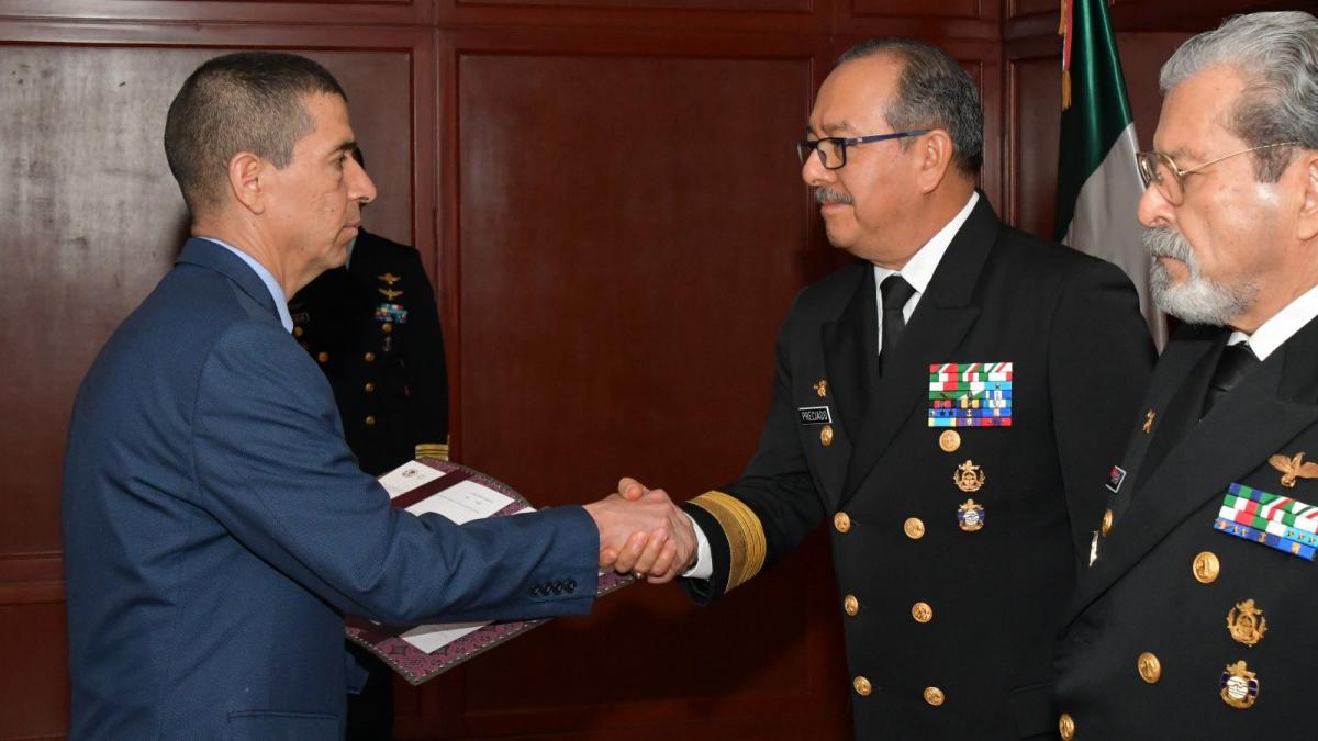 José Ramón Rivera Parga asume como nuevo director del AICM