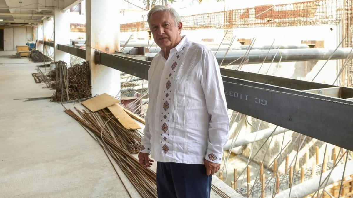 AMLO supervisa construcción del Hospital General Regional número 25 'Zaragoza' del IMSS