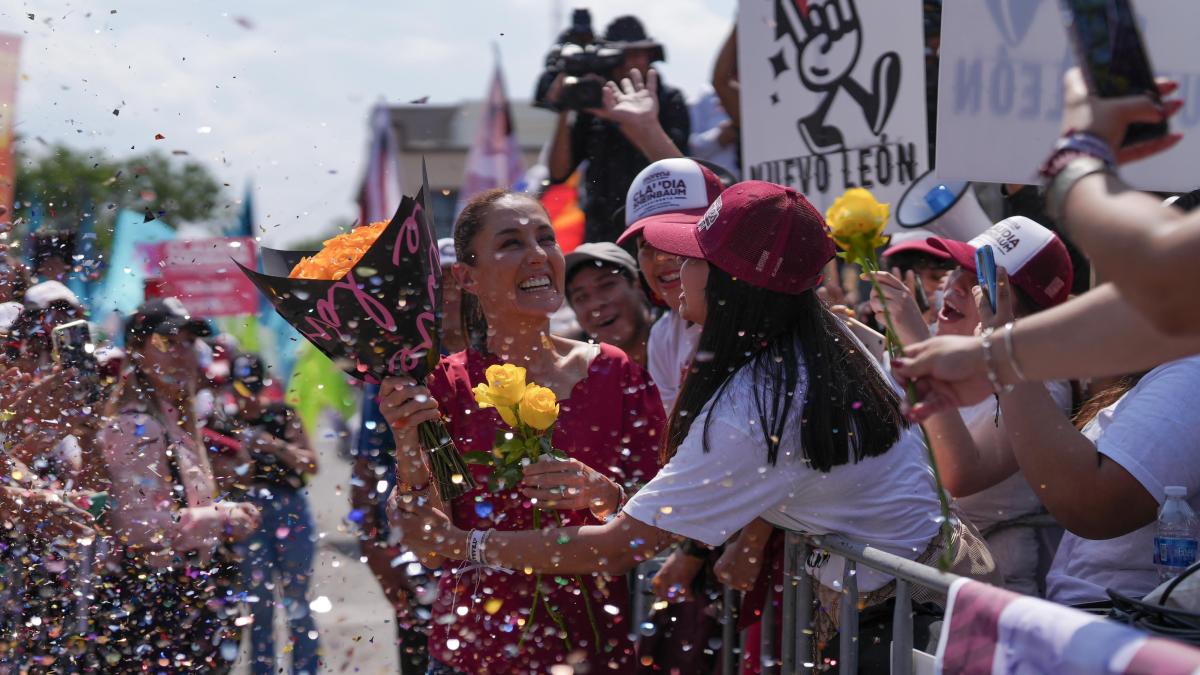 Claudia lamenta caso de 10 calcinados en Nuevo León