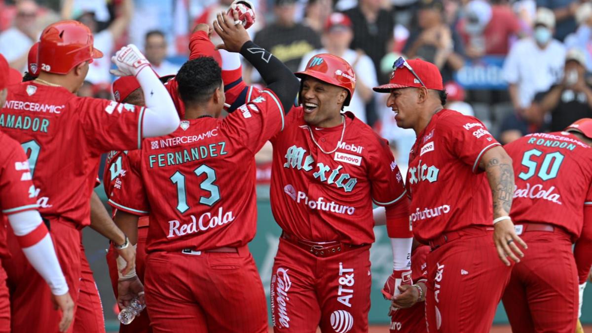 Diablos Rojos del México vencen a los New York Yankees en el primer juego de la serie en Ciudad de México