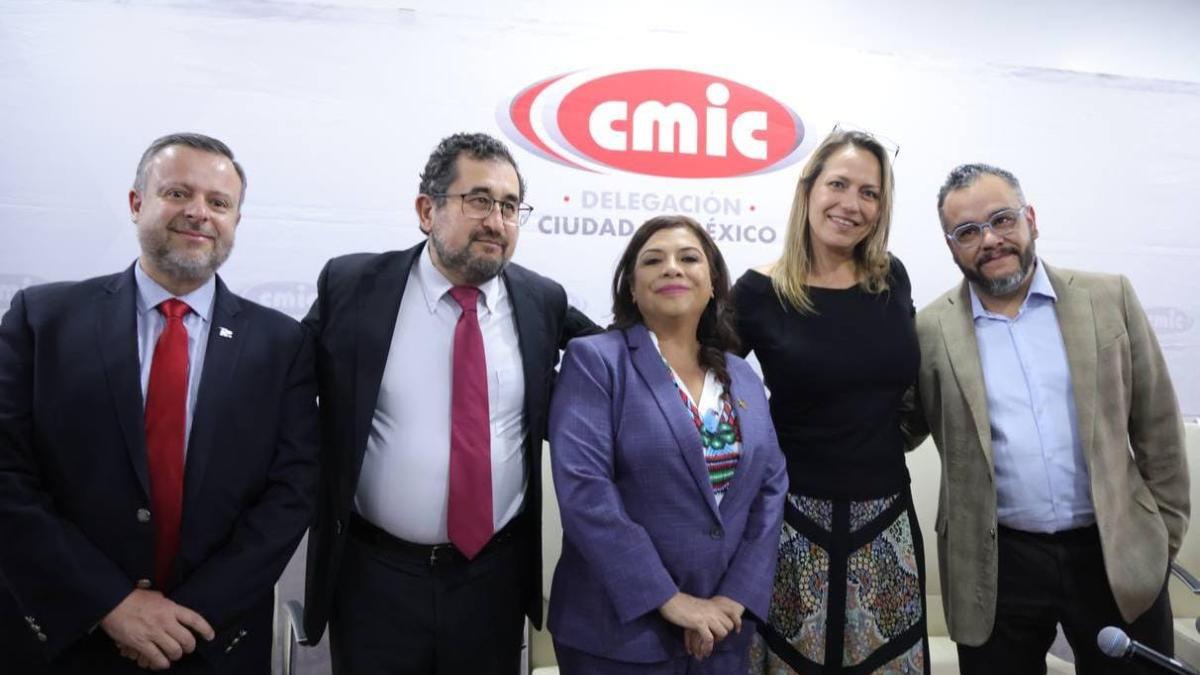 Clara Brugada se compromete a realizar inversión récord en obra pública