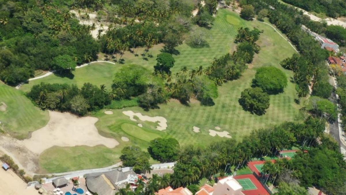 Grupo Salinas exige a Profepa retirar sellos de campo de golf en Huatulco