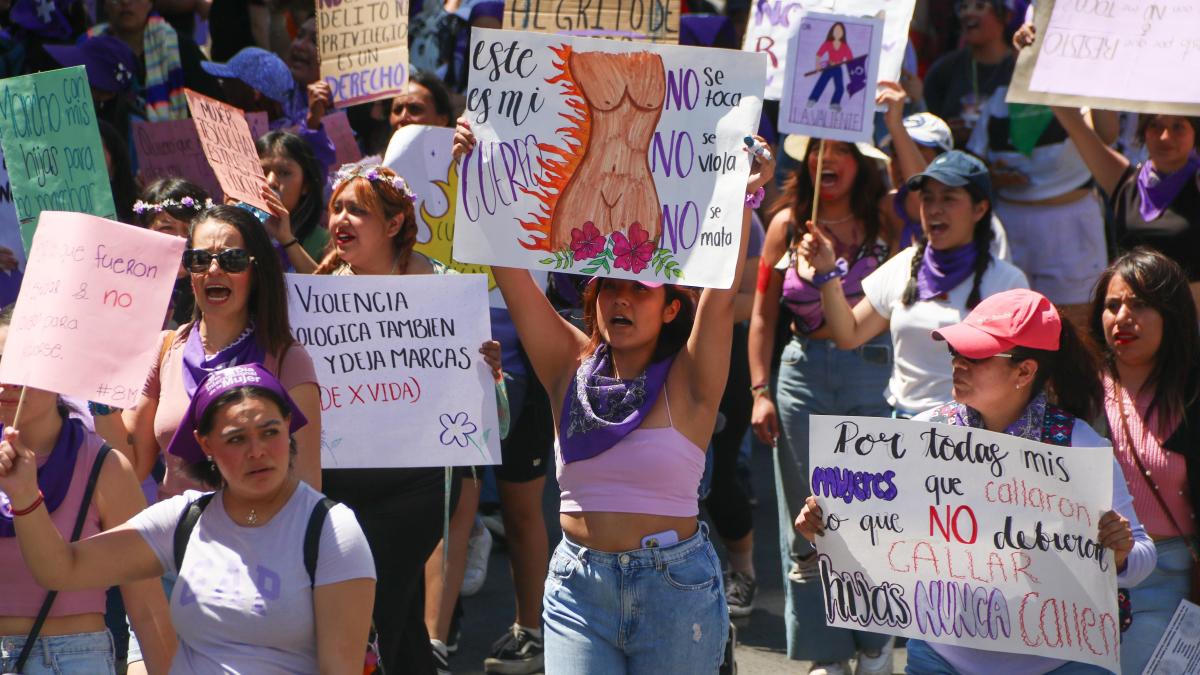 Al mes, 8 mil mujeres agredidas piden ayuda