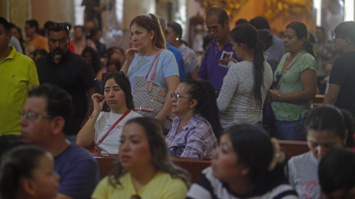 Realizan Misa Crismal en Catedral