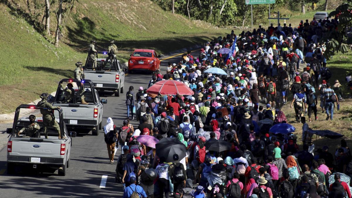 Se triplica captura de migrantes aquí; “México la hace de muro de EU”: ONG