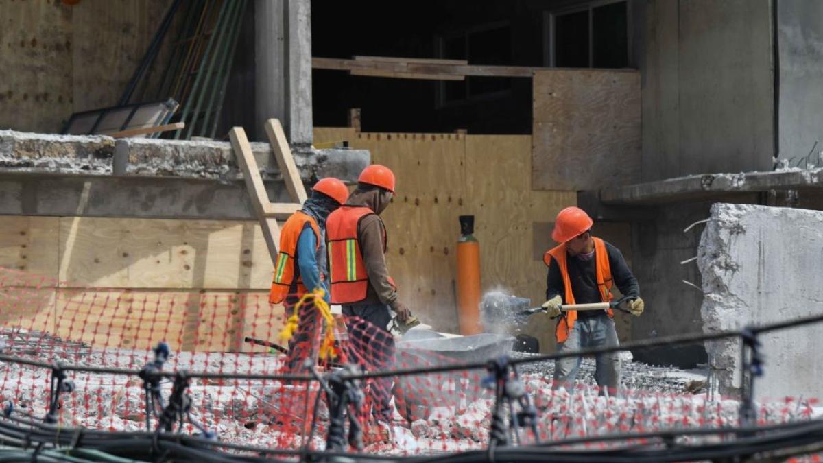 Inicia montaje de nuevas trabes en Línea 9 del Metro