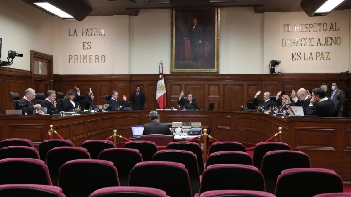 Suprema Corte niega amparo a refresquera contra etiquetado frontal en alimentos y bebidas