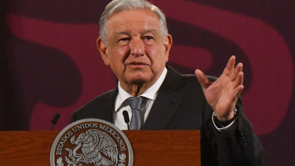 Reprueba AMLO informe de Comisión Independiente de COVID-19; 'acto vil de politiquería', acusa