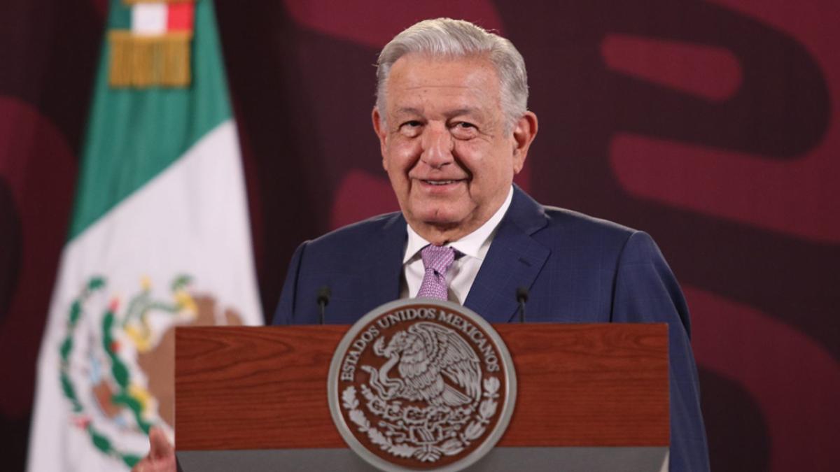 AMLO celebra sigan mañaneras; oposición lamenta