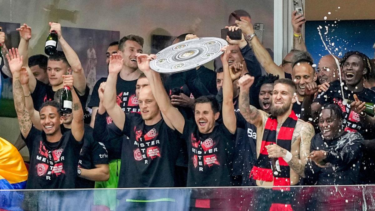 Bayer Leverkusen levanta el título de la Bundesliga y destrona al Bayern Múnich