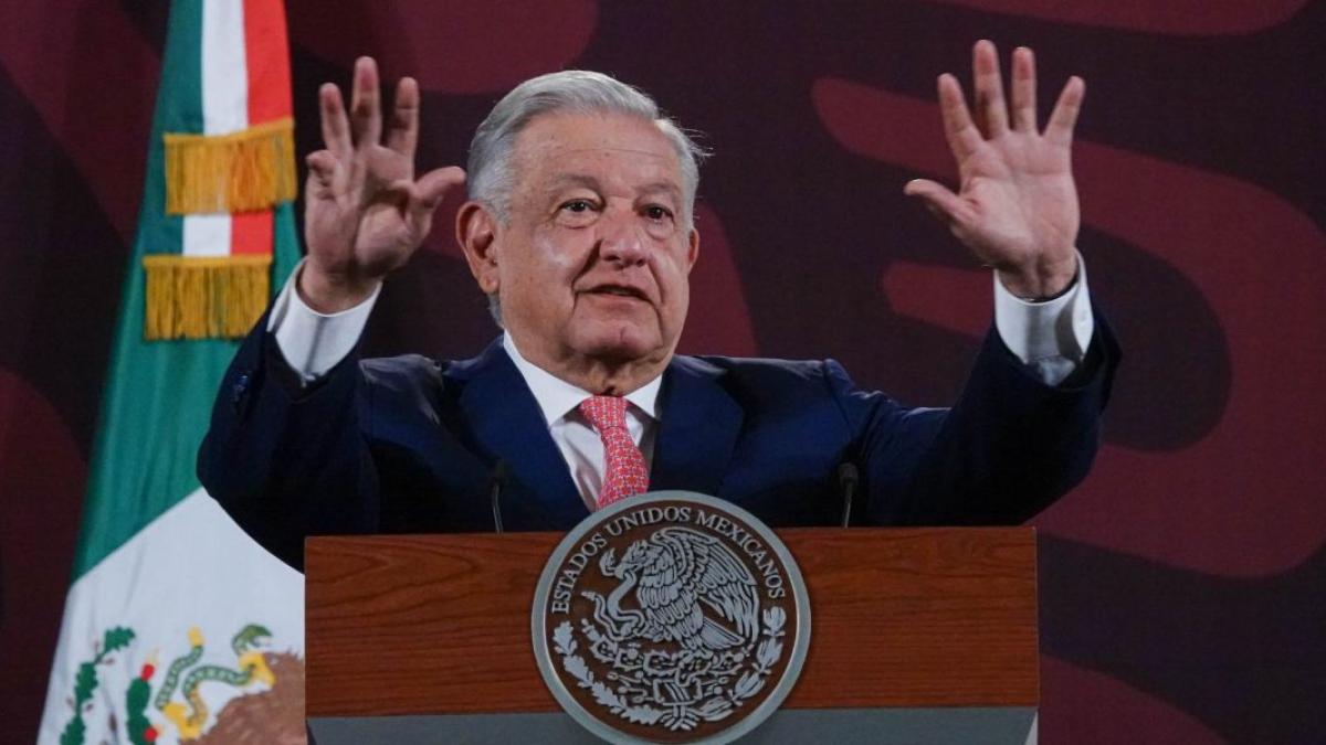 INE ordena a AMLO eliminar o modificar una mañanera por difundir logros del Gobierno