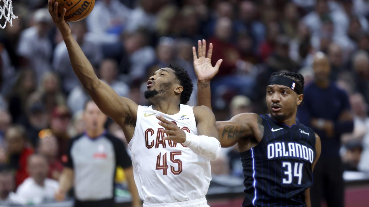 NBA | Con Donovan Mitchell encendido los Cavaliers vencen al Magic y se pone arriba 2-0 en playoffs