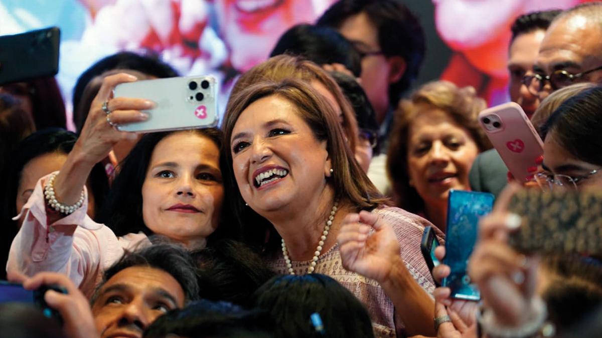 Presenta Xóchitl Gálvez su plan de infraestructura