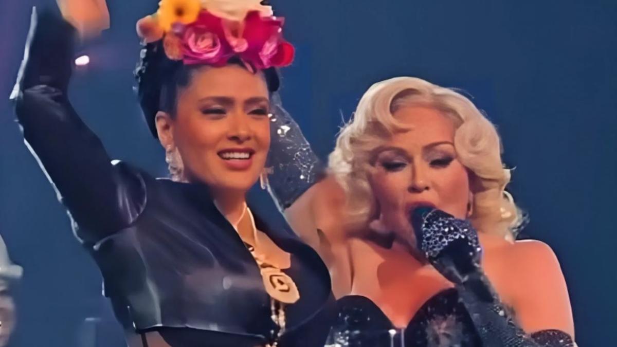 Salma Hayek triunfa como la útlima invitada de Madonna y la sorprende vestida como Frida Kahlo (VIDEO)