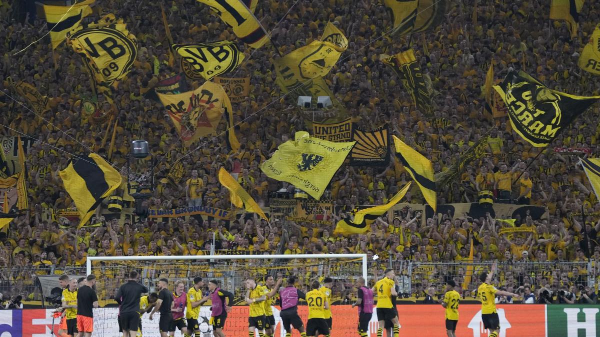 Dortmund toma ventaja; todo se resuelve en París