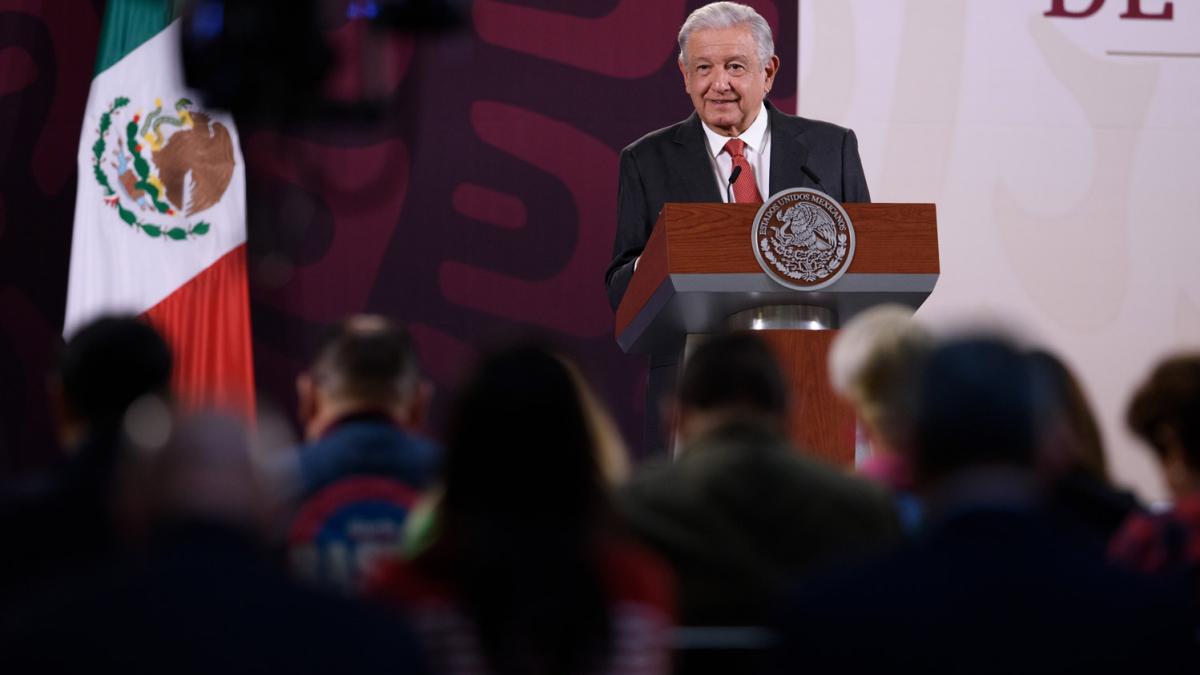 AMLO indica que están pendientes la reforma judicial y la desaparición de órganos autónomos