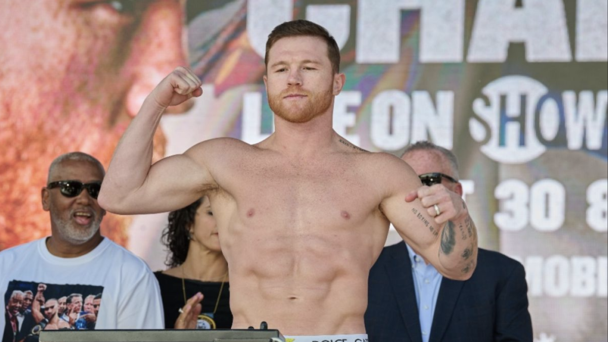 Canelo Álvarez rompería con la tradición de pelear en septiembre por un insólito motivo