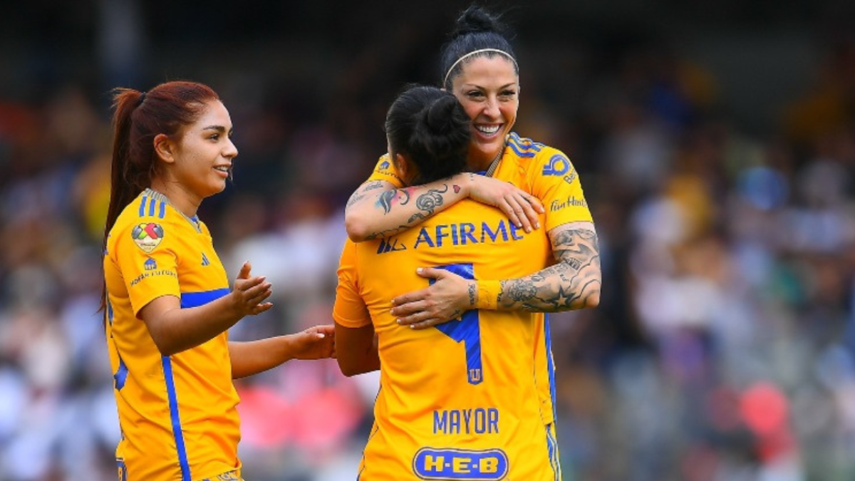 Liga MX Femenil | Jennifer Hermoso recibe increíble sorpresa por su cumpleaños (VIDEO)