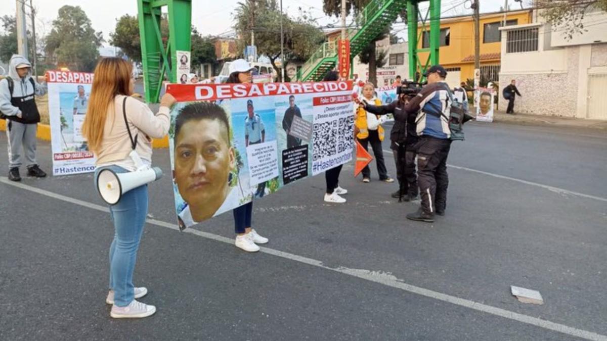 Manifestantes bloquean Insurgentes Sur y provoca tráfico intenso en México-Cuernavaca | VIDEOS