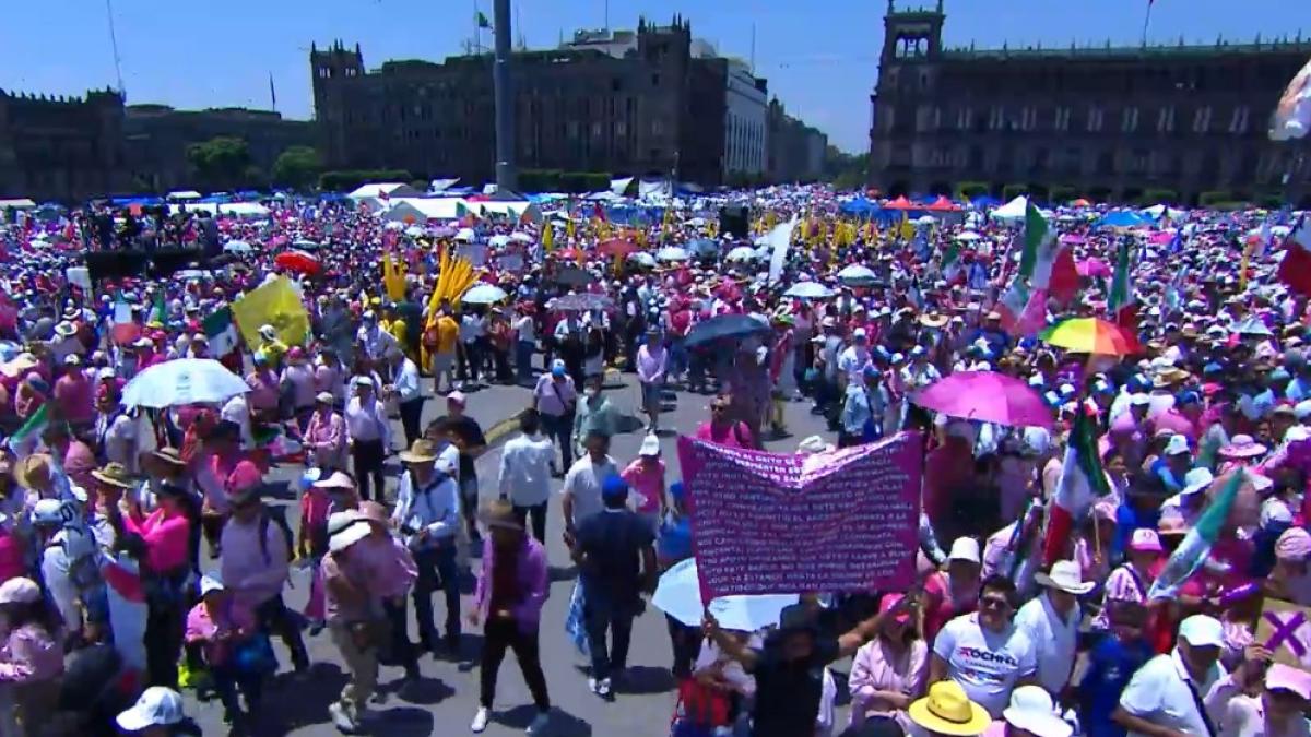 Asisten 95 mil personas a la marcha de la Marea Rosa y culmina con saldo blanco