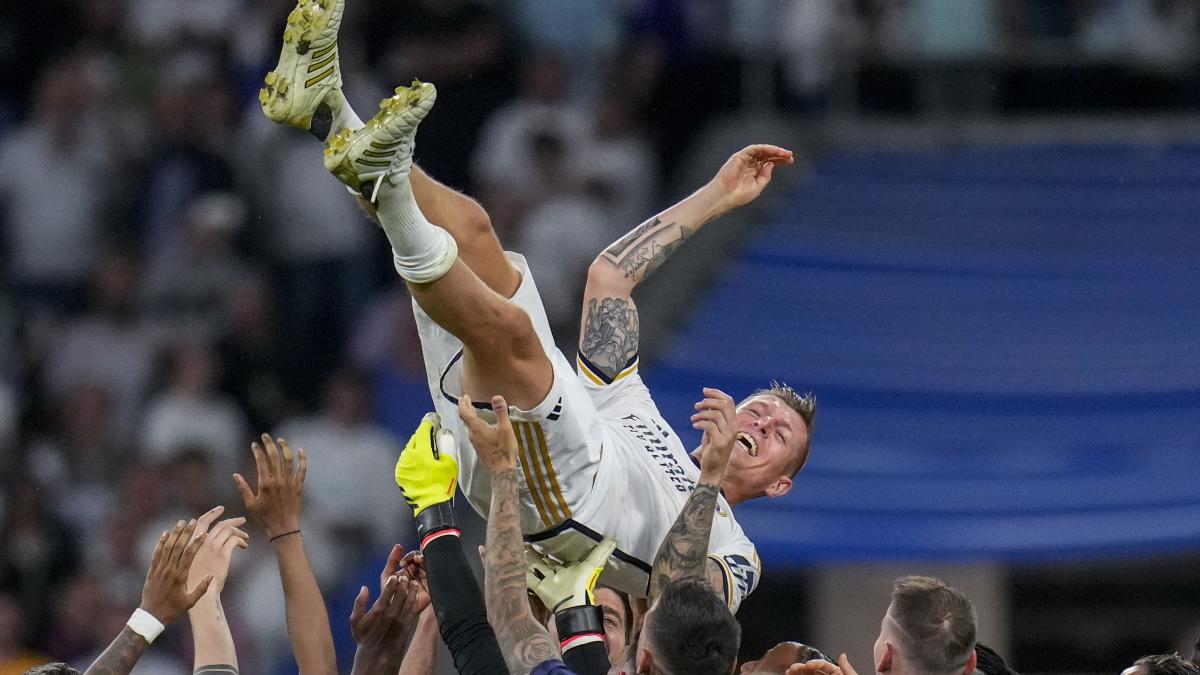 Real Madrid | Toni Kroos vive emotivo homenaje de despedida en el Estadio Santiago Bernabéu (VIDEO)